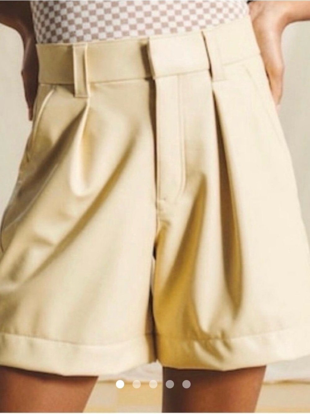 Abercrombie & Fitch Pleated High-Waist Faux Leather Shorts - Cream